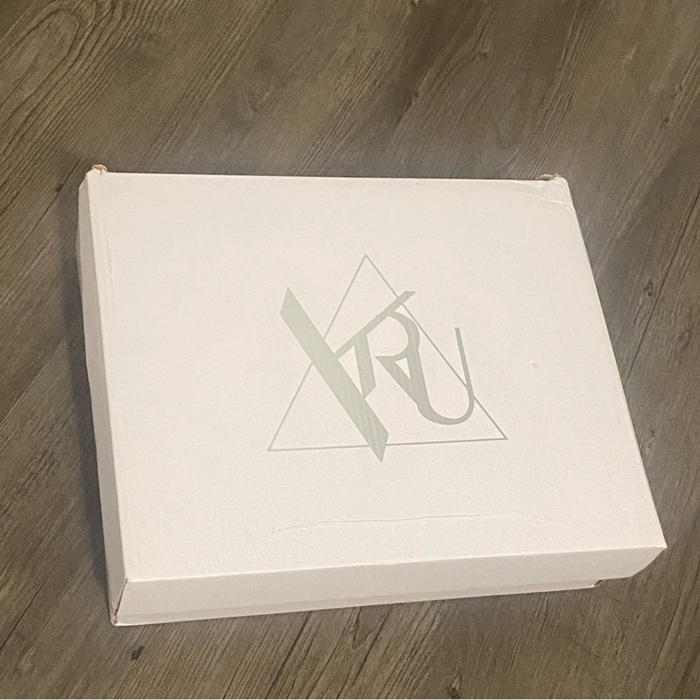 NIB YRU Matrixx Pink Glitter Platform Sneakers - Picture 8 of 9